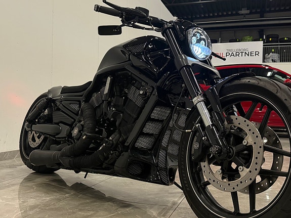 Harley-Davidson VRSCDX Night Rod Special 1.3 | Unik 11 of 16