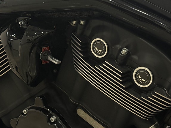Harley-Davidson VRSCDX Night Rod Special 1.3 | Unik 14 of 16