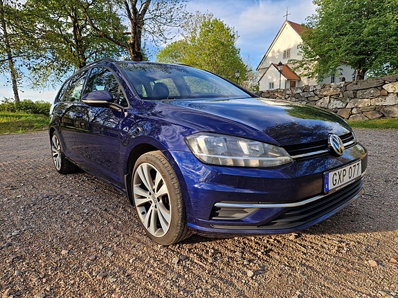 Volkswagen Golf VII 2 of 5