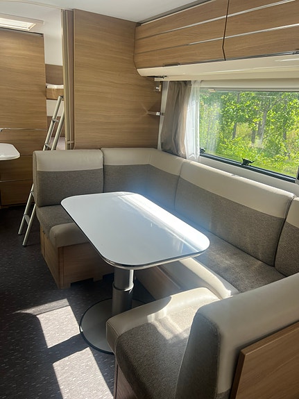 Adria Adora 613PK 13 of 17