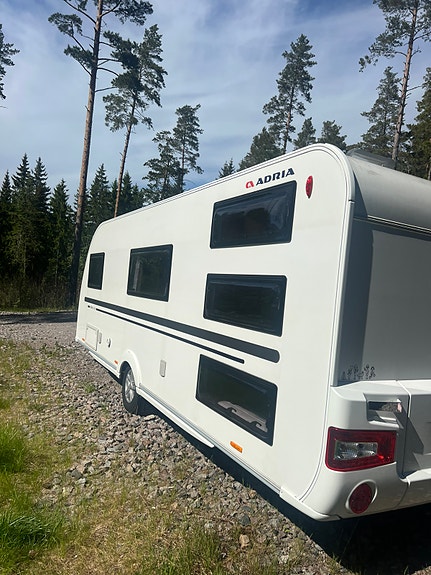 Adria Adora 613PK 2 of 17