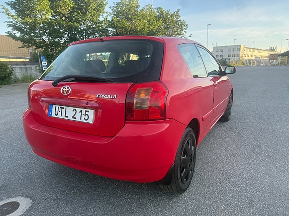 Toyota Corolla 4 of 11