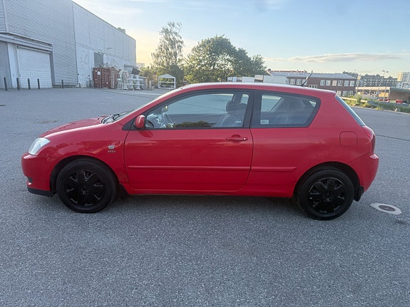 Toyota Corolla 7 of 11