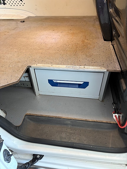 Volkswagen Caddy 5 of 5