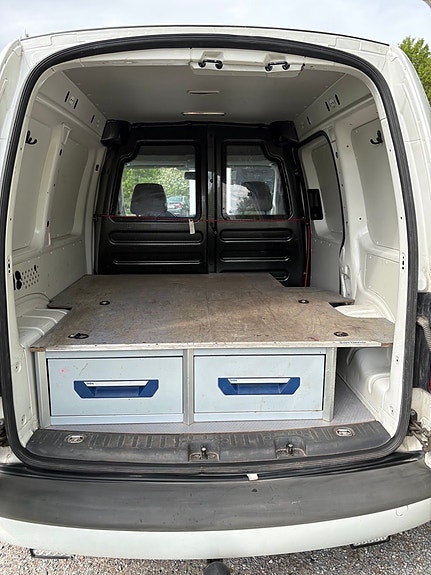Volkswagen Caddy 4 of 5
