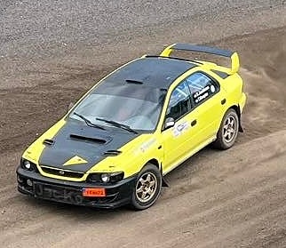Subaru Impreza 3 of 9
