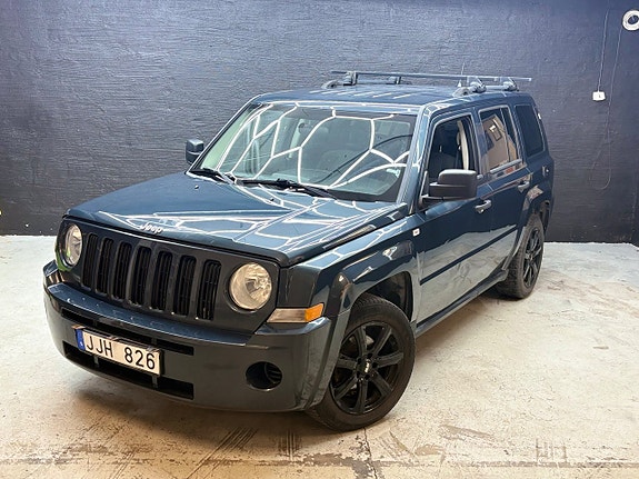 Jeep Patriot 2 of 5