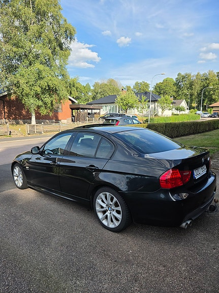 BMW 330d 7 of 10