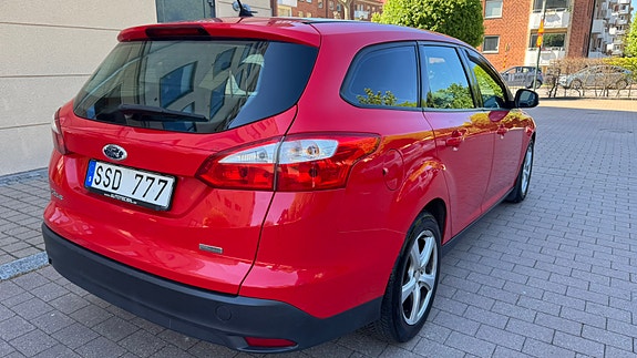 Ford Focus 7 of 16