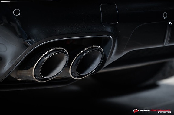Porsche Cayenne 6 of 30