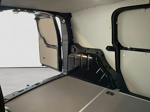 Volkswagen Caddy 15 of 21