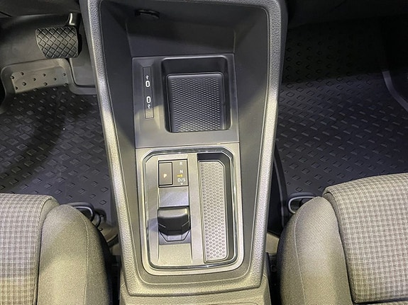 Volkswagen Caddy 12 of 21
