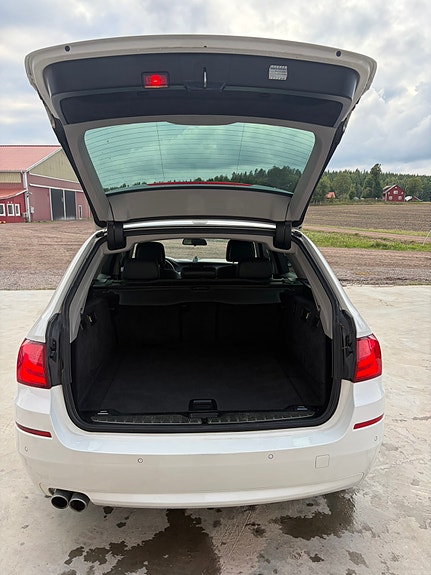 BMW 520d 5 of 9