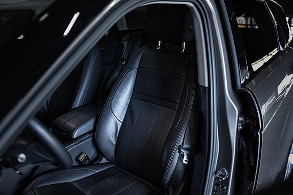 Land Rover Range Rover Evoque 14 of 30