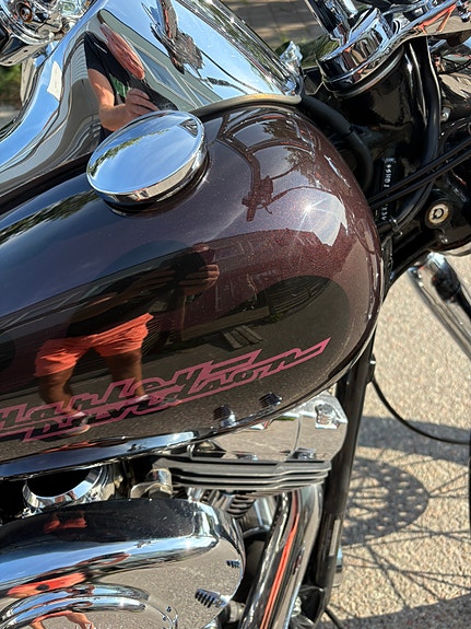 Harley-Davidson Deuce 5 of 6