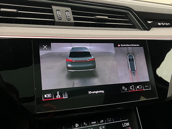 Audi Q8 23 of 30