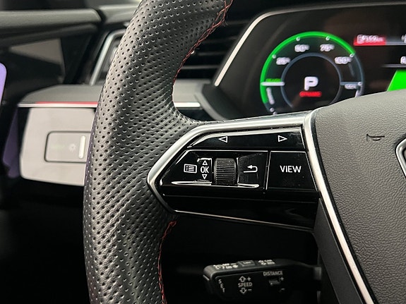 Audi Q8 18 of 30