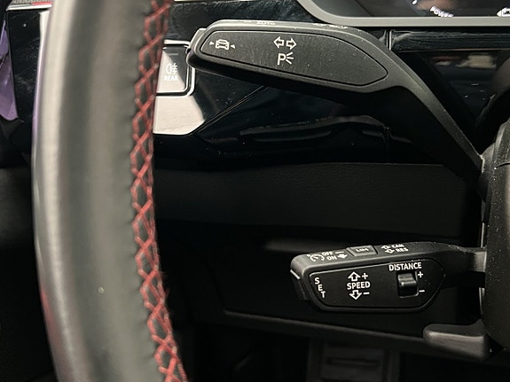 Audi Q8 17 of 30