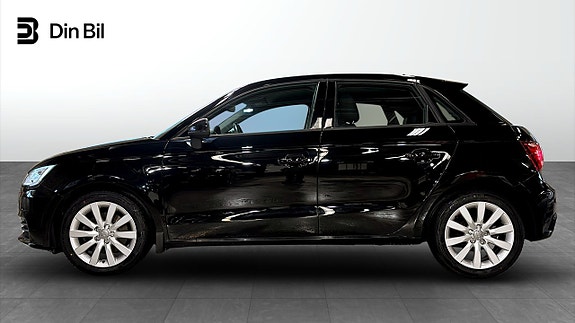 Audi A1 2 of 5