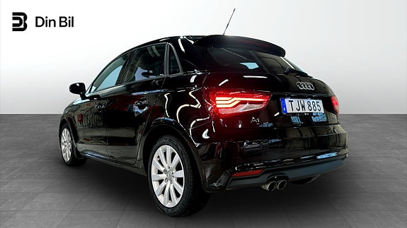 Audi A1 3 of 5