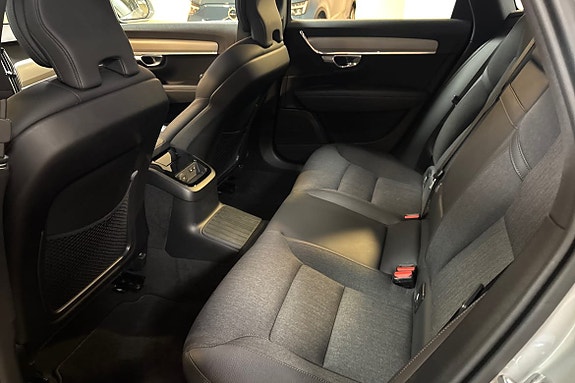 Volvo V90 12 of 14