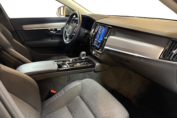 Volvo V90 10 of 14