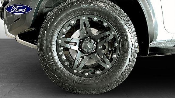 Ford Ranger Raptor 9 of 12