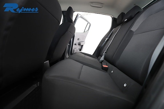 Dacia Sandero 6 of 17