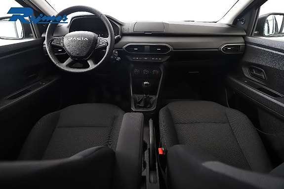 Dacia Sandero 7 of 17