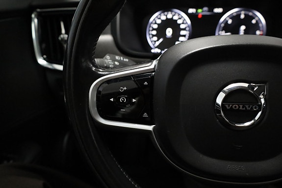 Volvo V90 Cross Country 22 of 26