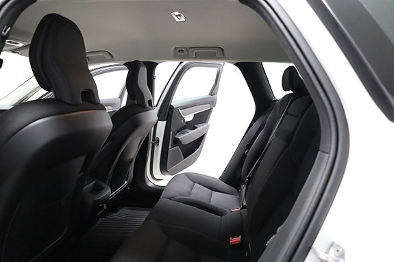 Volvo V90 Cross Country 15 of 26