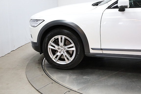 Volvo V90 Cross Country 26 of 26