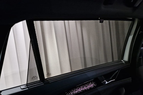 Volkswagen Passat 18 of 19