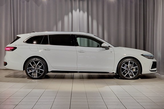 Volkswagen Passat 4 of 5