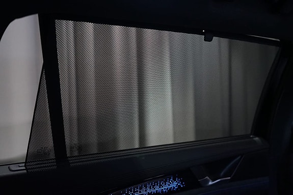 Volkswagen Passat 17 of 19
