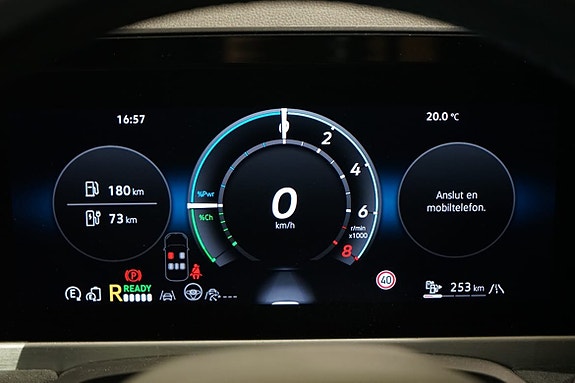 Volkswagen Passat 13 of 19