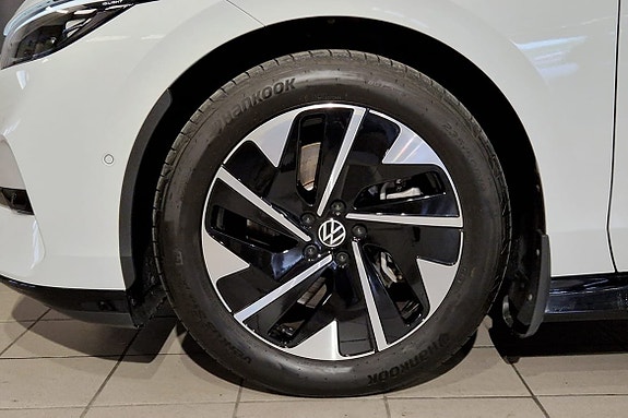 Volkswagen ID.7 3 of 5