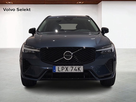 Volvo XC60 8 of 20