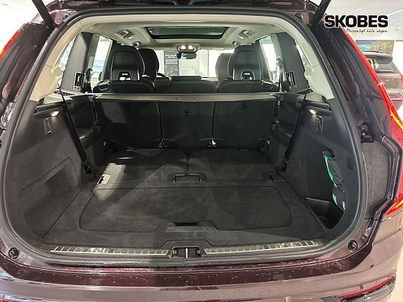 Volvo XC90 17 of 20