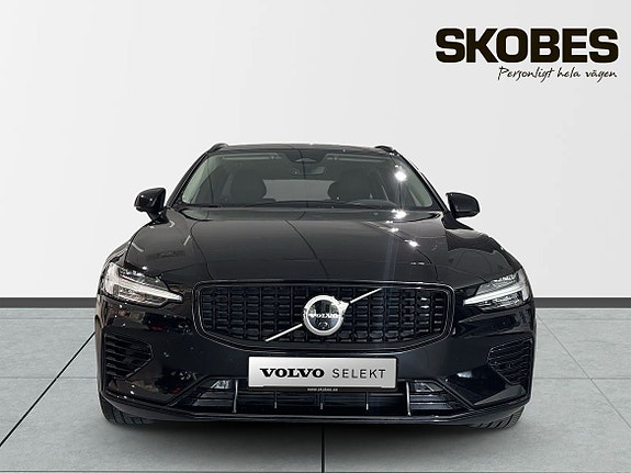 Volvo V60 2 of 20