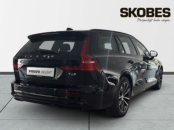 Volvo V60 8 of 20