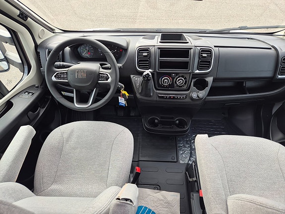 LMC CRUISER 2.0 T750 EL Introduktionserbjudande 180HK Aut Husbil 15 of 21