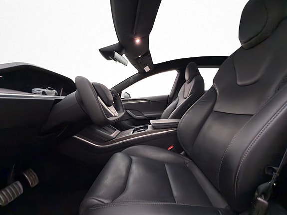 Tesla Model S 25 of 30