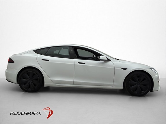 Tesla Model S 7 of 30