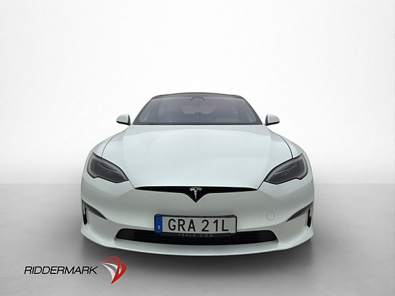 Tesla Model S 2 of 5