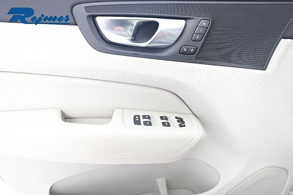 Volvo XC60 20 of 22