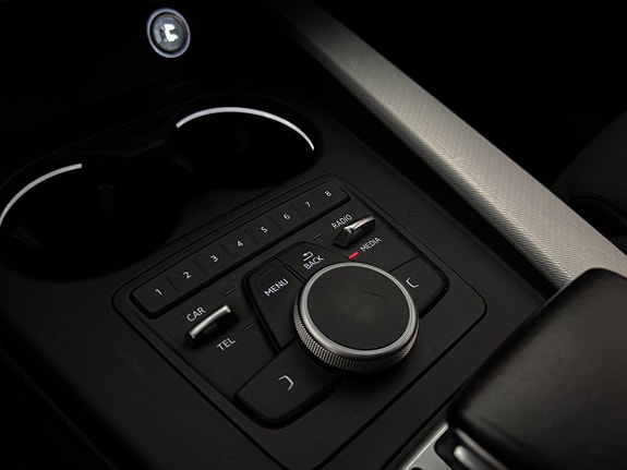 Audi A4 23 of 30