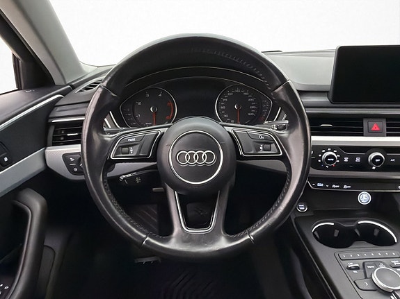 Audi A4 14 of 30