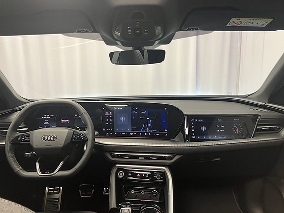 Audi Q5 12 of 15