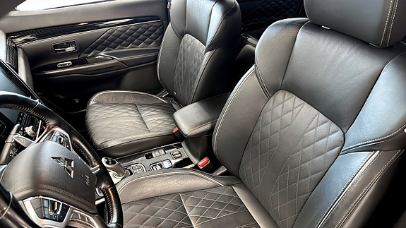 Mitsubishi Outlander 7 of 13